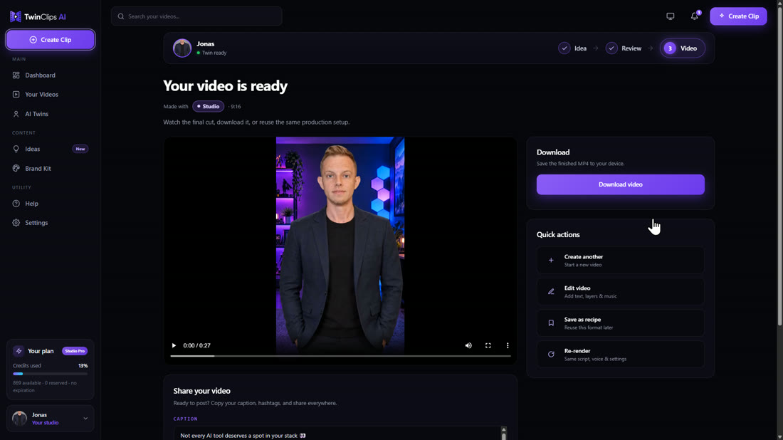 My first finished TwinClips video with the download button and quick actions